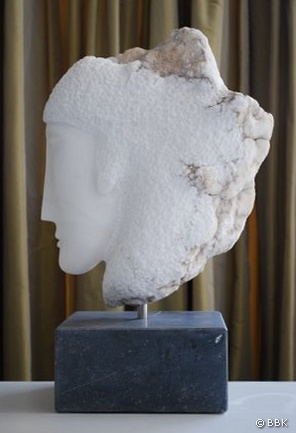 beeldhouwwerk_dwarse kop.JPG - dwarse kop, albast, 38 cm